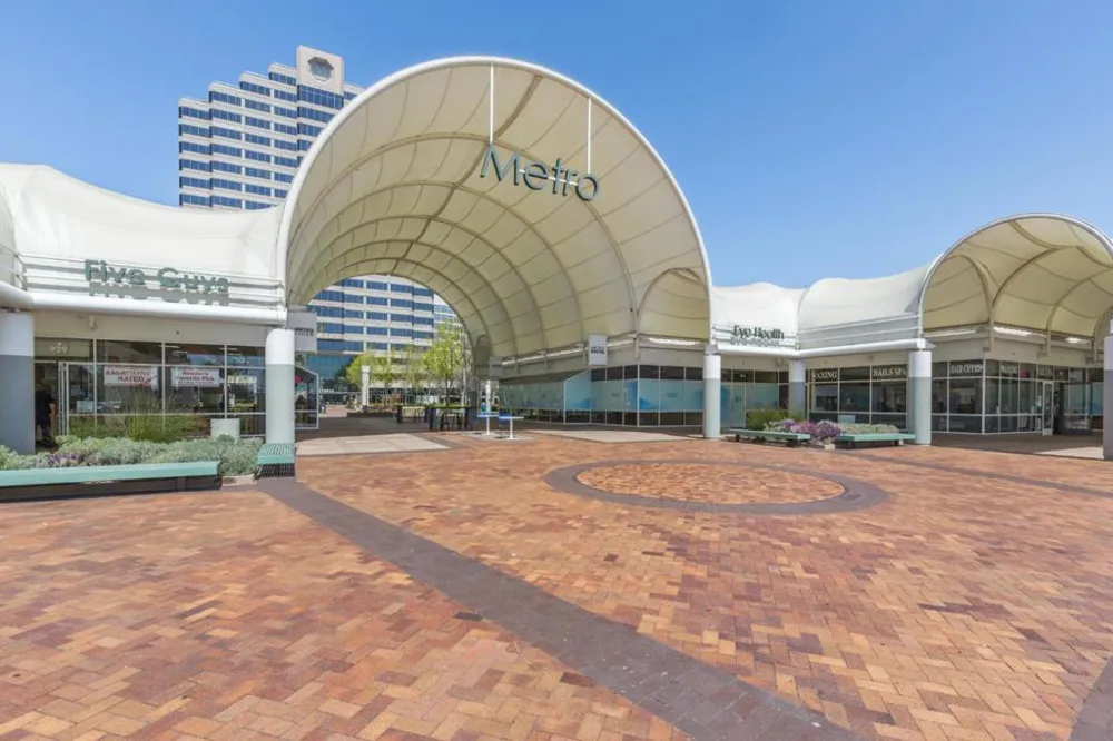 708 Thayer Lane #404 Foster City, CA 94404