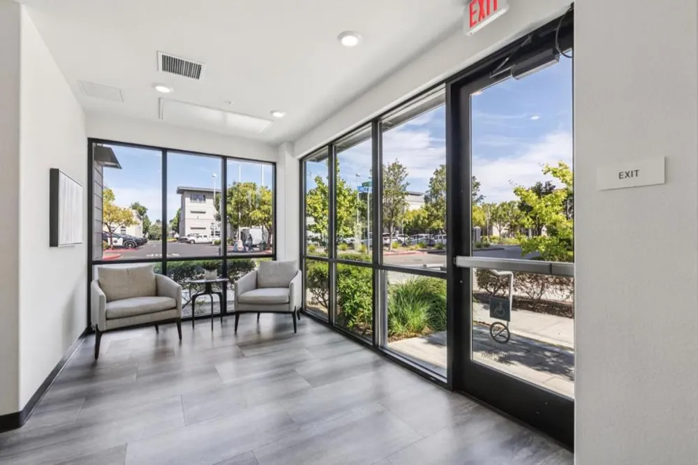 708 Thayer Lane #404 Foster City, CA 94404
