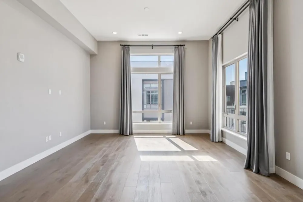 708 Thayer Lane #404 Foster City, CA 94404