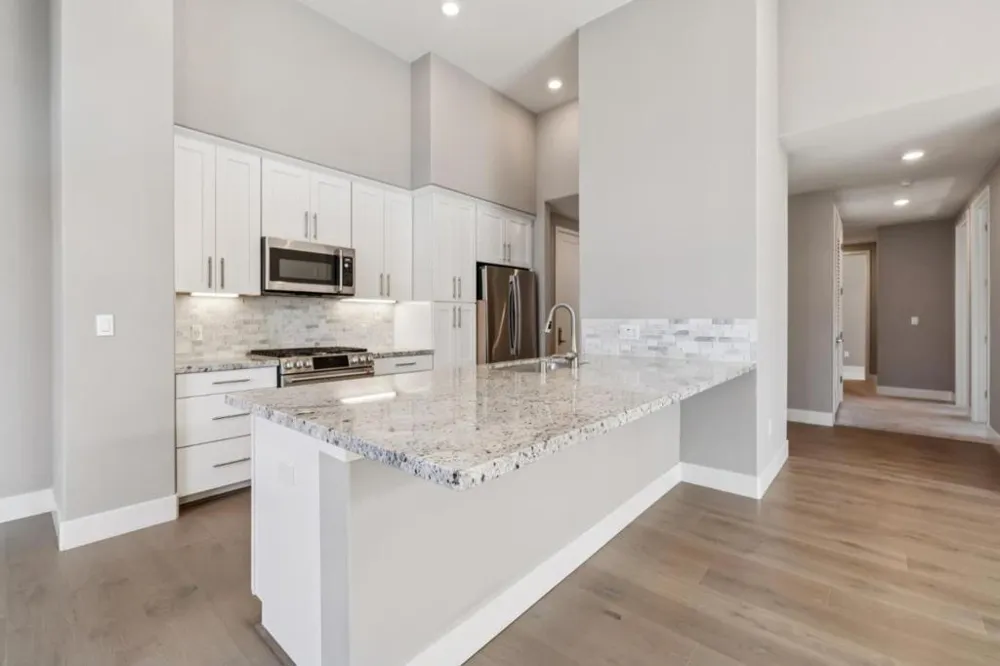 708 Thayer Lane #404 Foster City, CA 94404