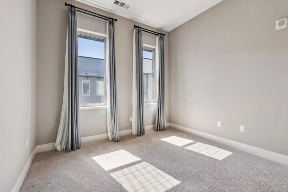 708 Thayer Lane #404 Foster City, CA 94404