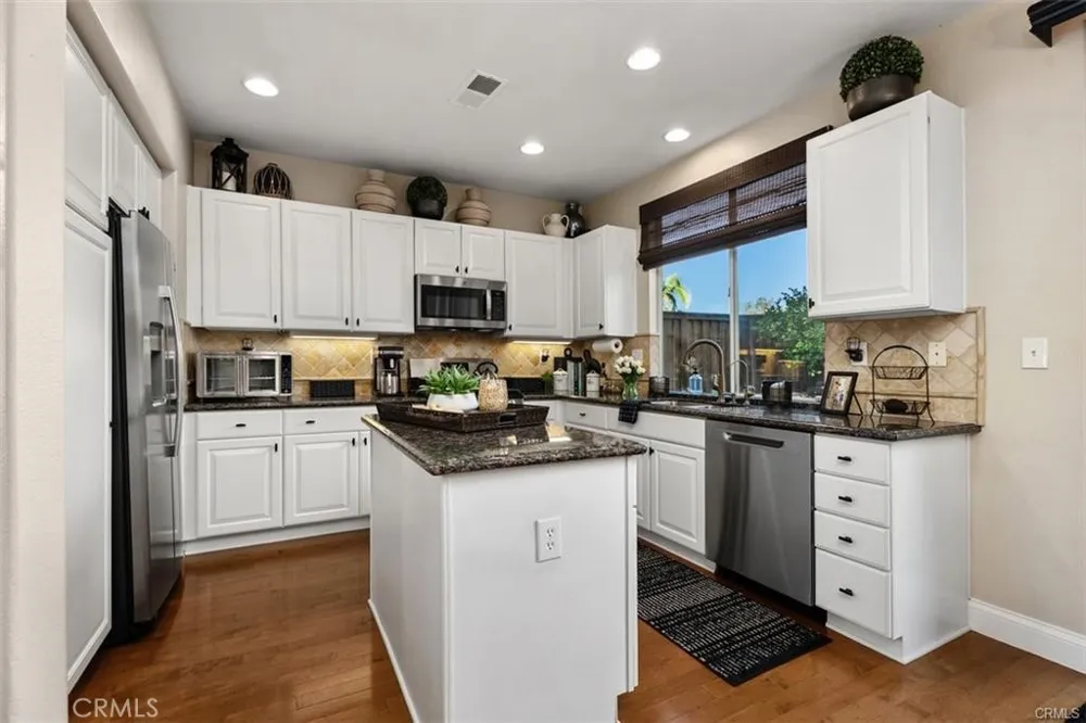 2 Daybreak Rancho Santa Margarita, CA 92688