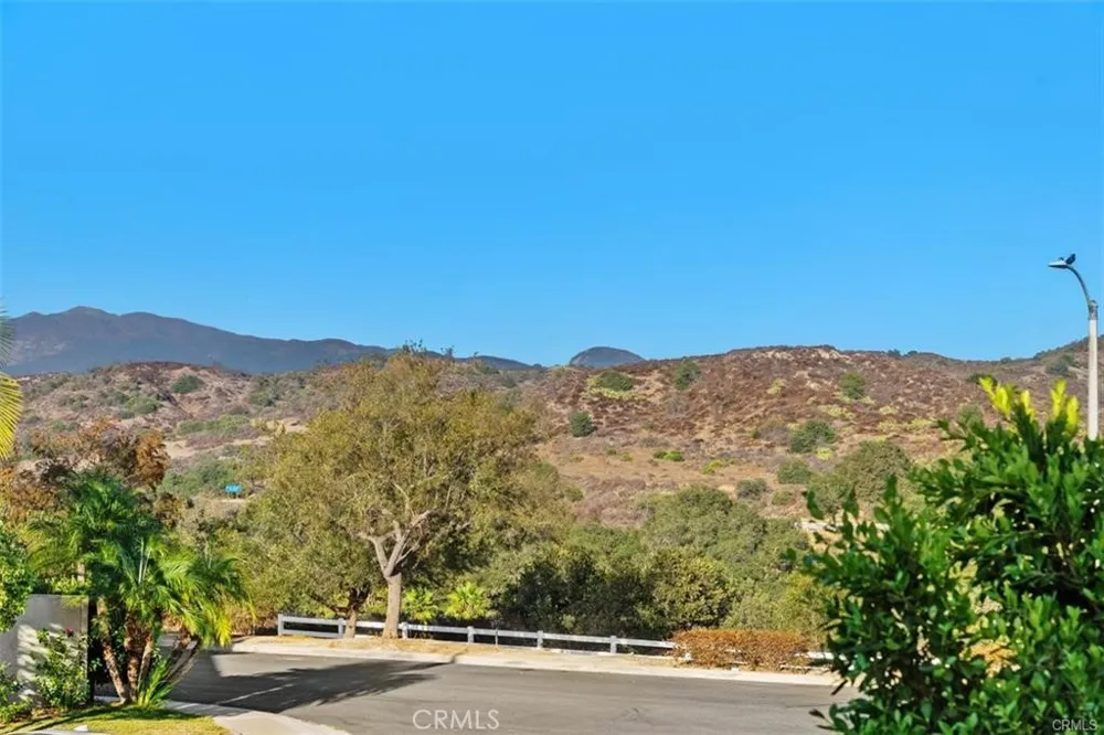 2 Daybreak Rancho Santa Margarita, CA 92688