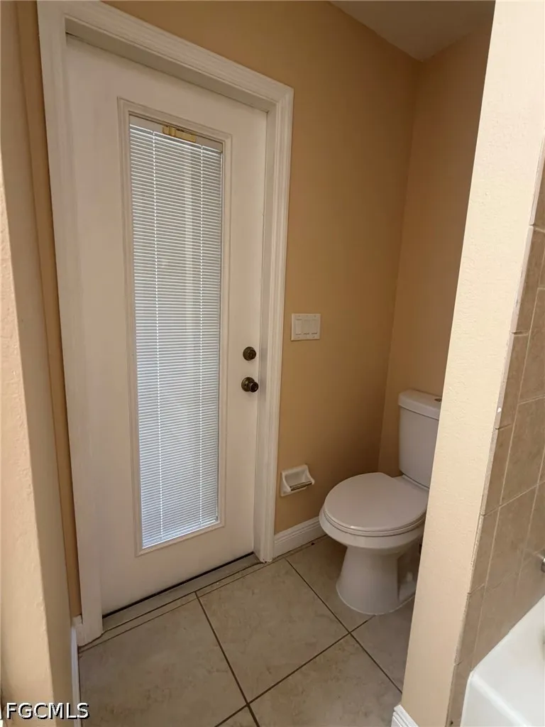 NW 21st Avenue Cape Coral, FL 33993