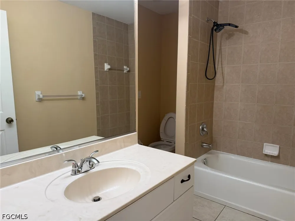 NW 21st Avenue Cape Coral, FL 33993