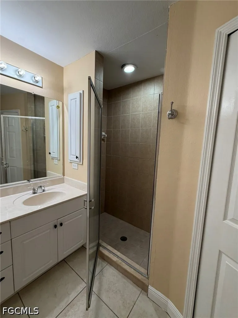 NW 21st Avenue Cape Coral, FL 33993