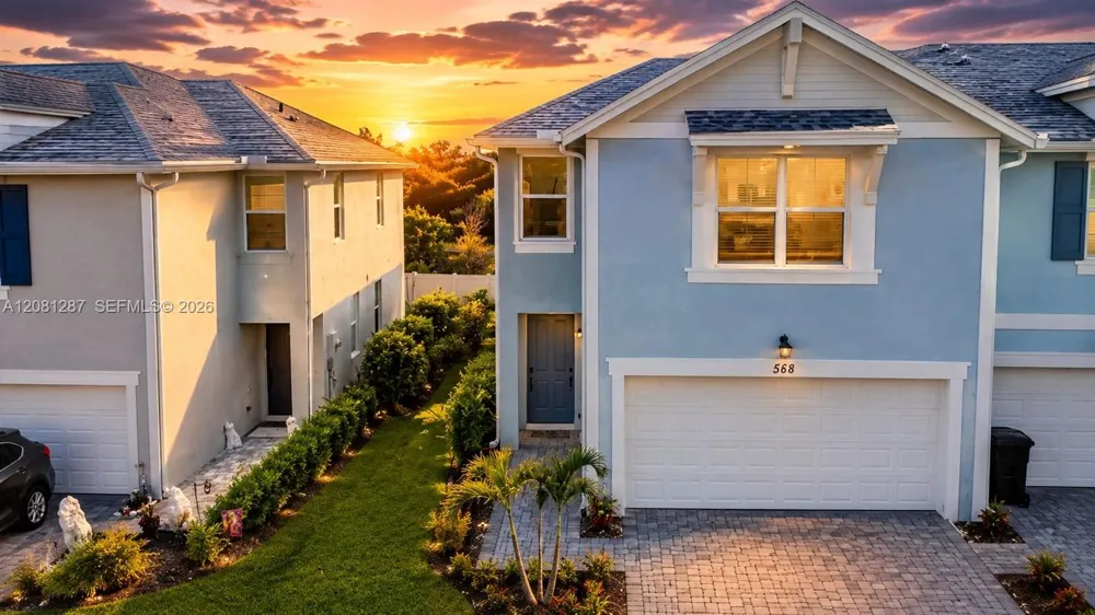 568 Salisbury Cir #568 Fort Pierce, FL 34982