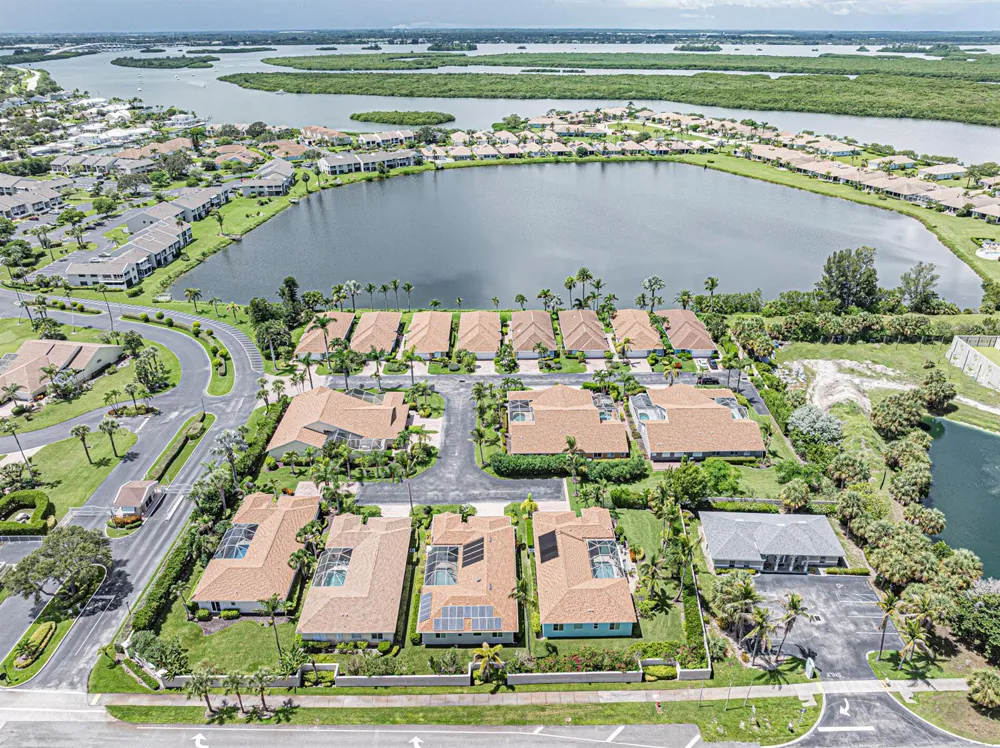 3258 LAKESHORE DRIVE Fort Pierce, FL 34949