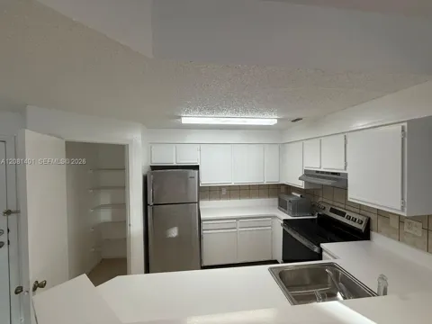 2550 SW 18th Ter #1807