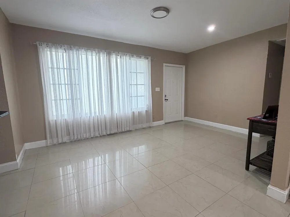 2000 SW 95TH TERRACE Miramar, FL 33025