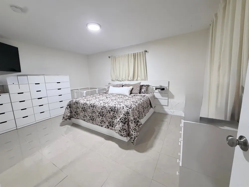 2000 SW 95TH TERRACE Miramar, FL 33025