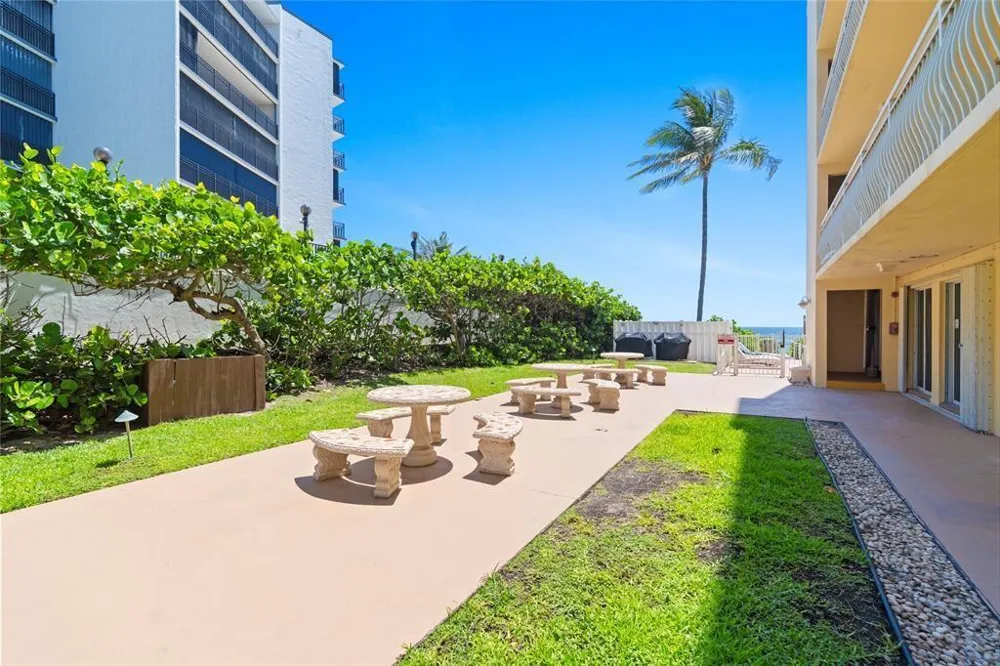 1161 HILLSBORO MILE #306 Hillsboro Beach, FL 33062