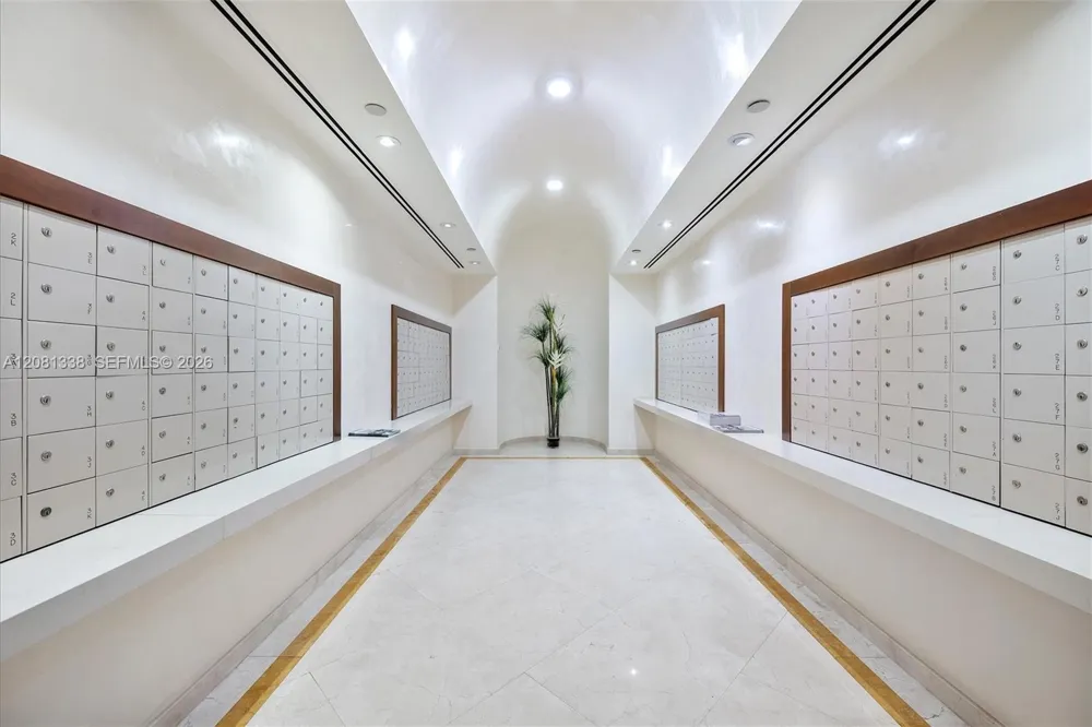19355 Turnberry Way #19F Aventura, FL 33180