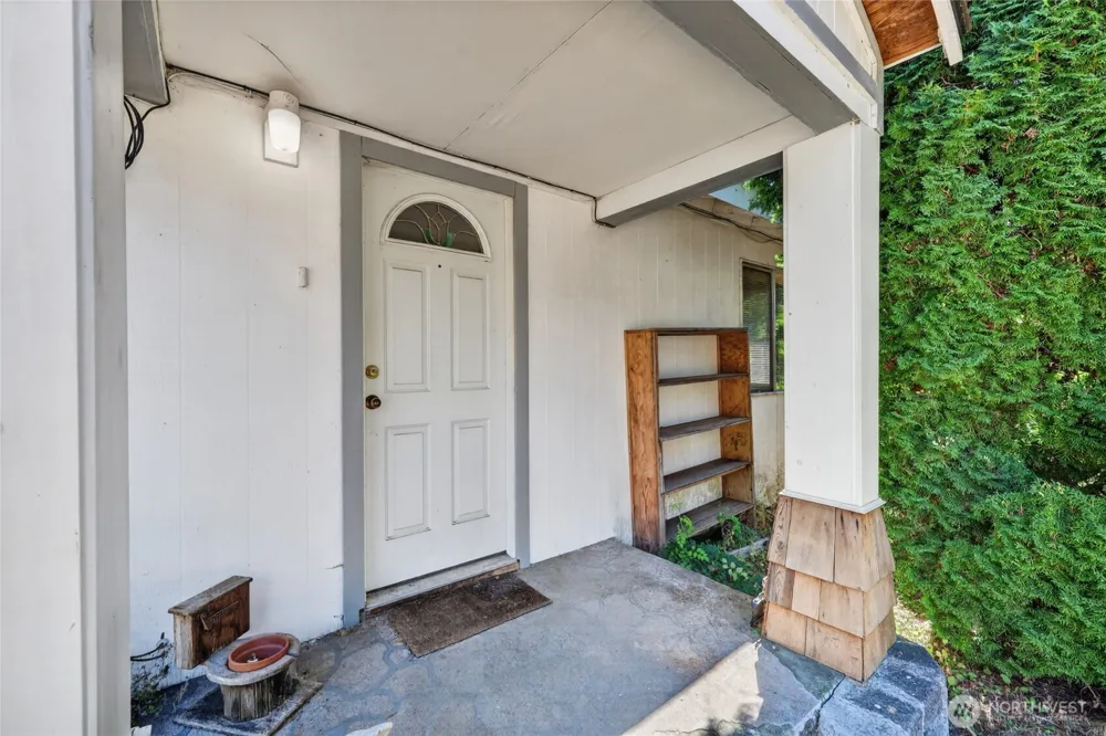 160 Gharet Road Randle, WA 98377