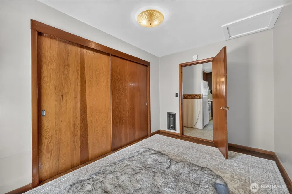 160 Gharet Road Randle, WA 98377