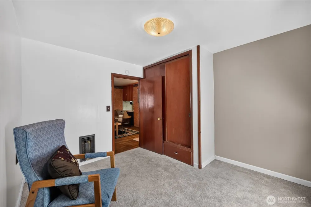 160 Gharet Road Randle, WA 98377