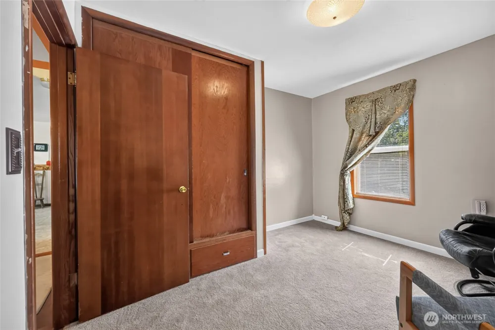 160 Gharet Road Randle, WA 98377