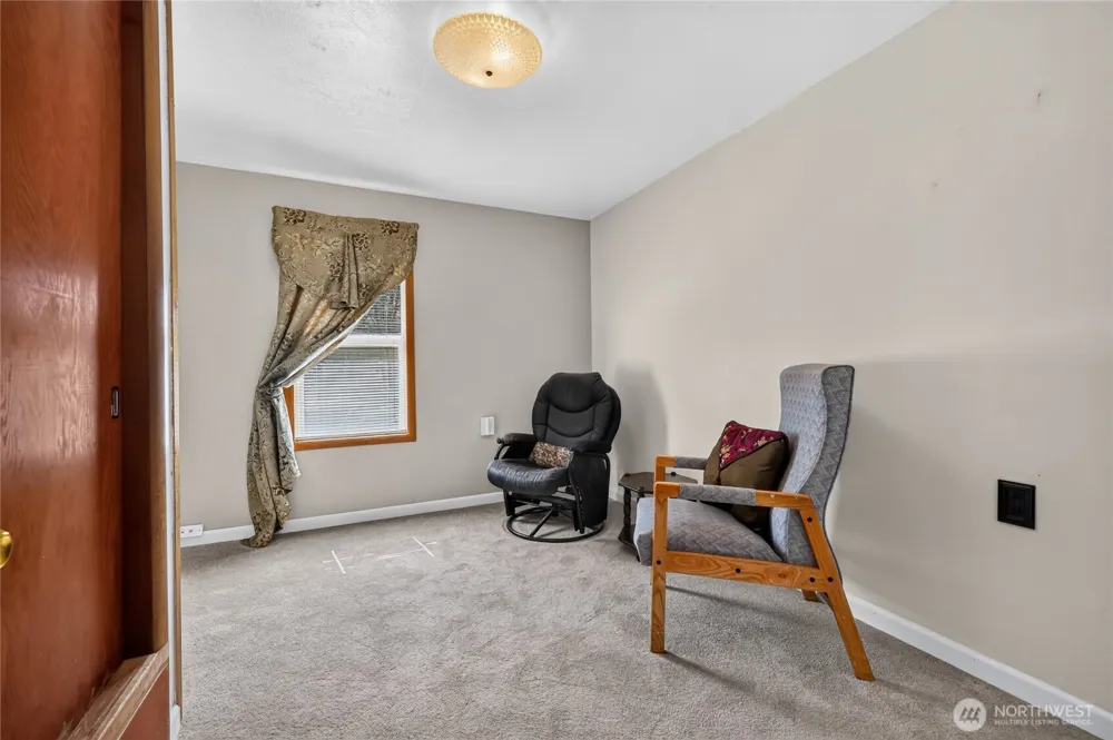 160 Gharet Road Randle, WA 98377