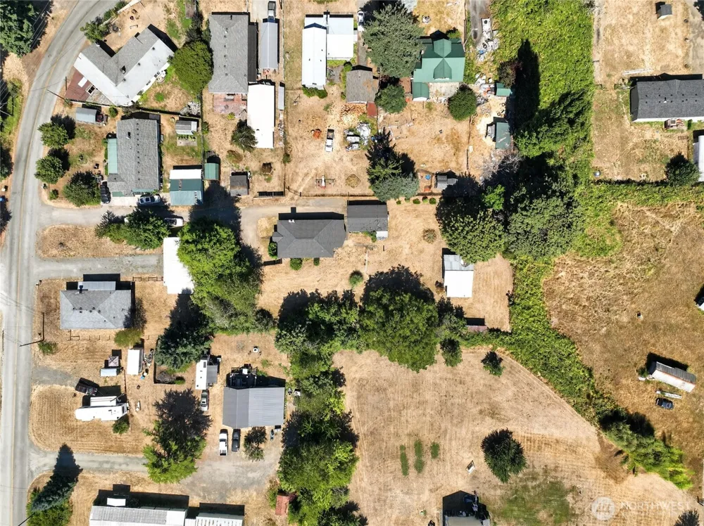 160 Gharet Road Randle, WA 98377