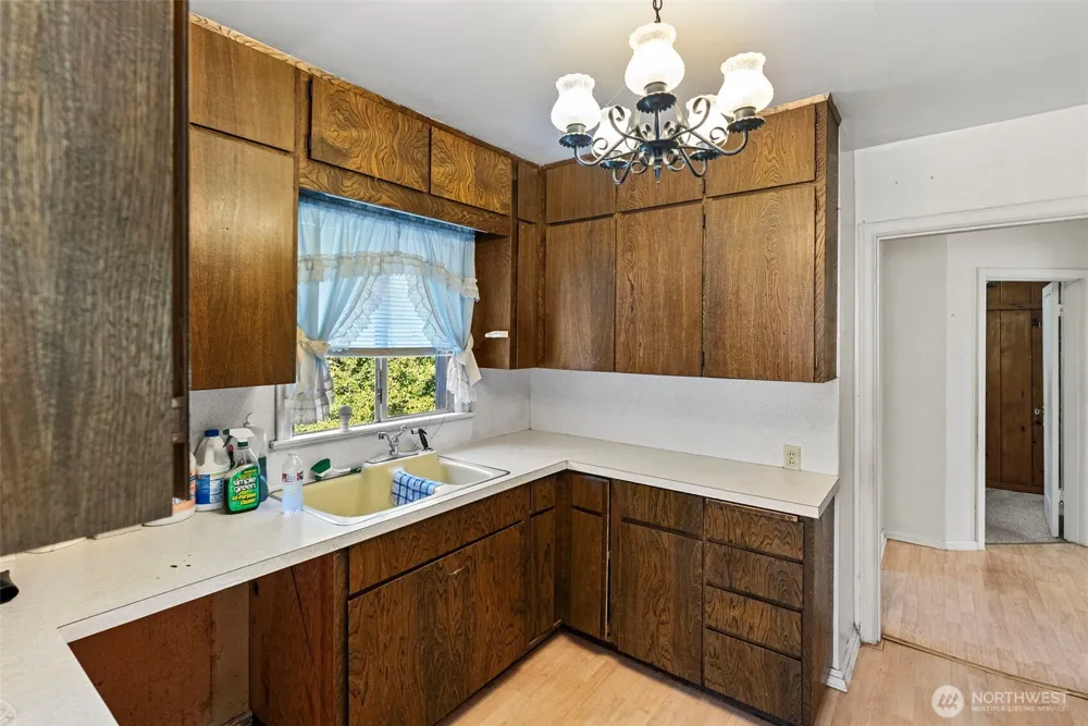 4727 Chico Way NW Bremerton, WA 98312