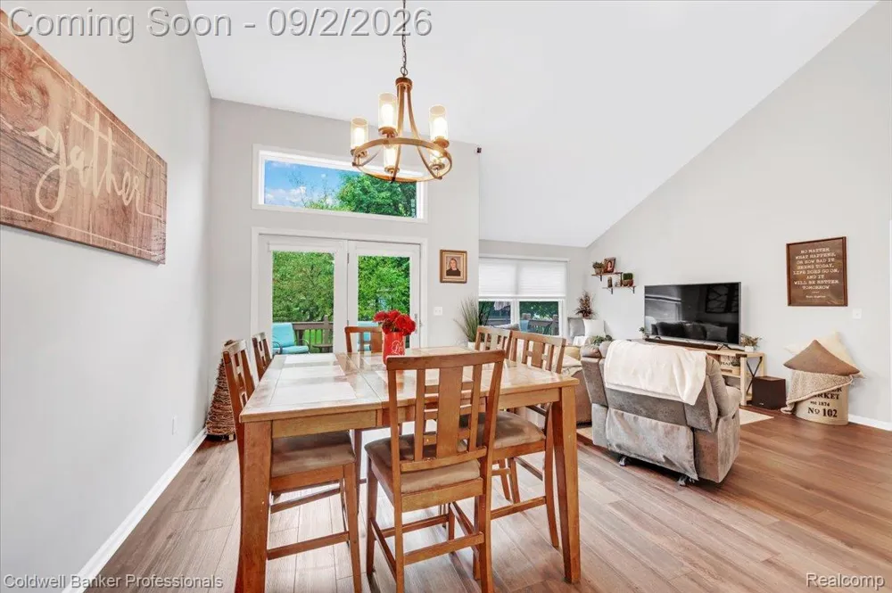 646 Rolling Hills Lane Lapeer City, MI 48446