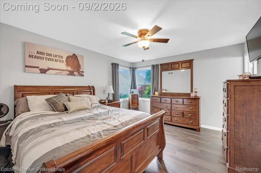 646 Rolling Hills Lane Lapeer City, MI 48446