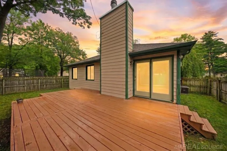 474 Maple Street Algonac City, MI 48001