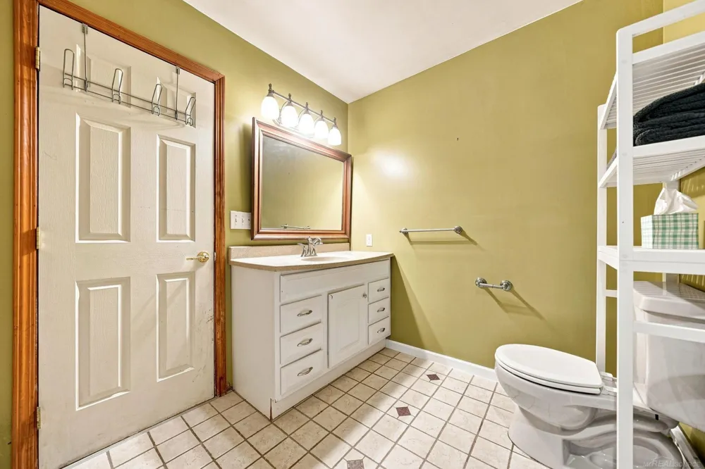 474 Maple Street Algonac City, MI 48001