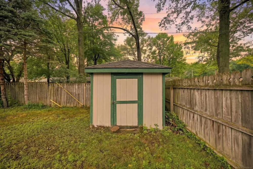 474 Maple Street Algonac City, MI 48001