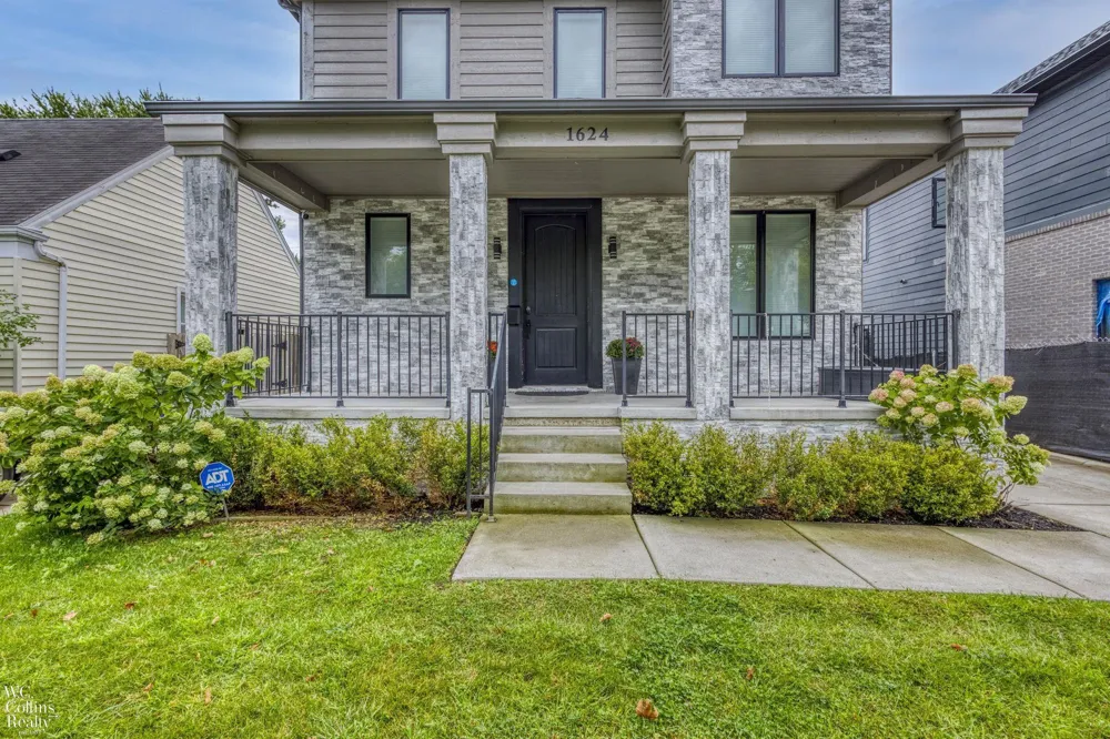 1624 Cole Street Birmingham City, MI 48009