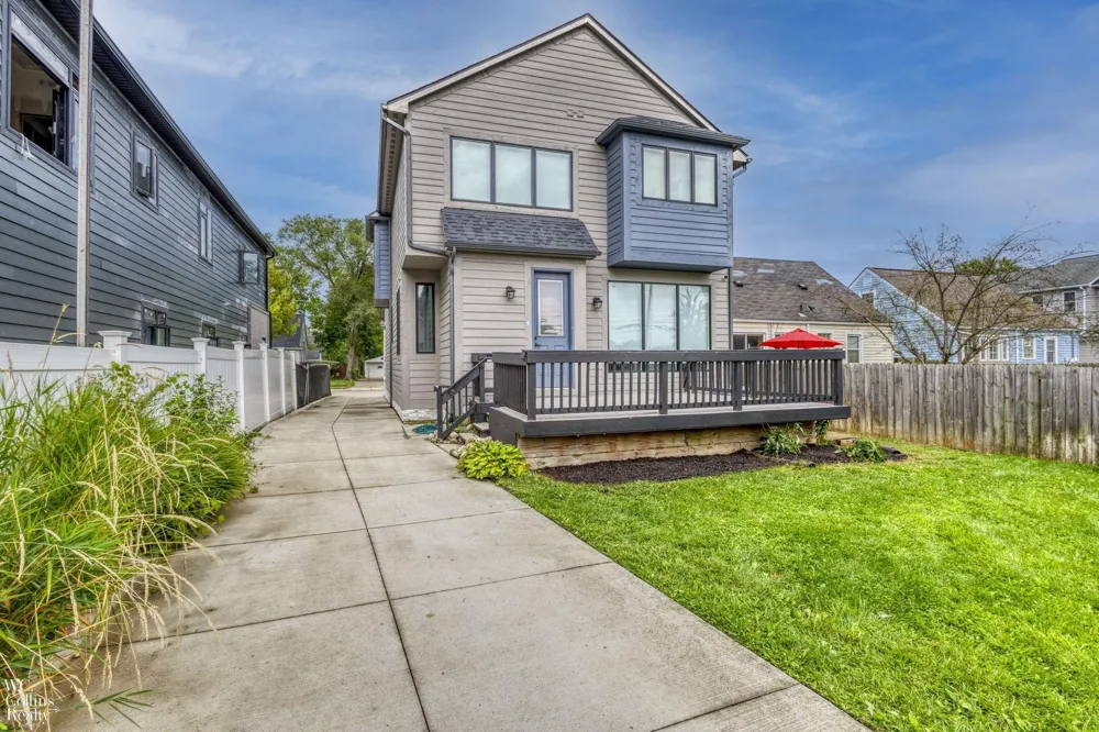 1624 Cole Street Birmingham City, MI 48009