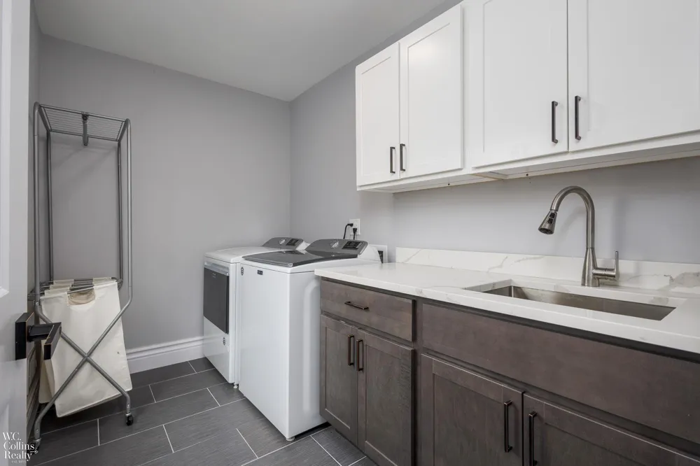 1624 Cole Street Birmingham City, MI 48009