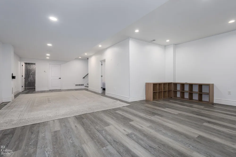 1624 Cole Street Birmingham City, MI 48009