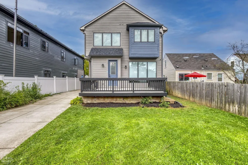 1624 Cole Street Birmingham City, MI 48009