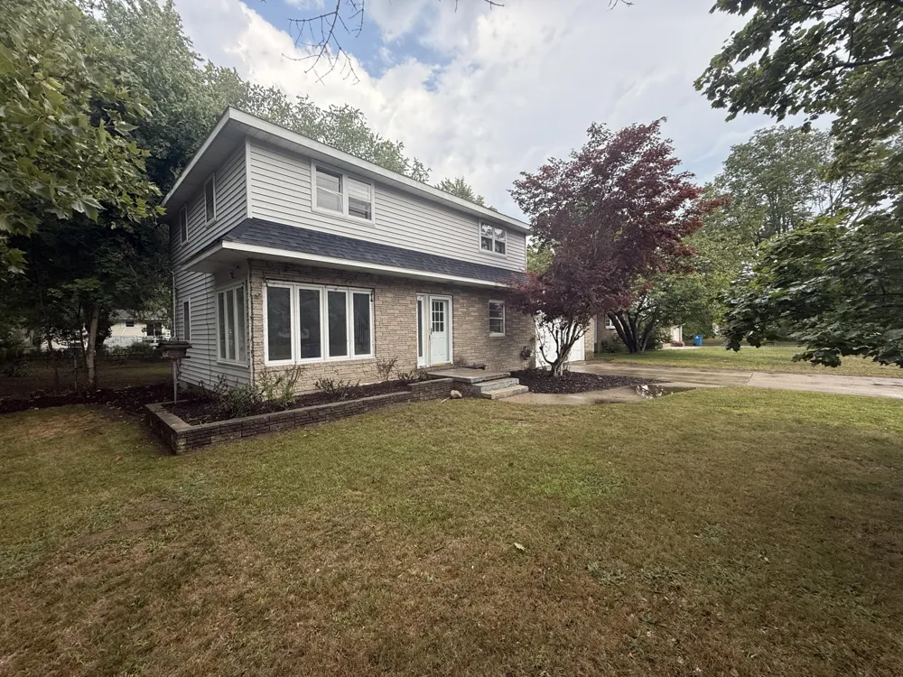128 Tulgeywood Lane Whitehall City, MI 49461