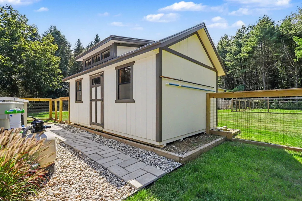 6107 14th Street Cooper Charter Township, MI 49009