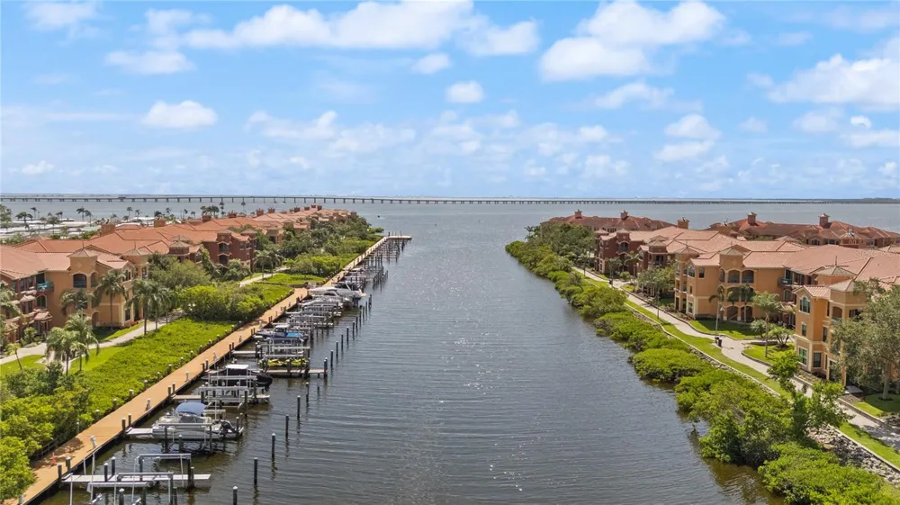 2741 VIA CIPRIANI #916A Clearwater, FL 33764