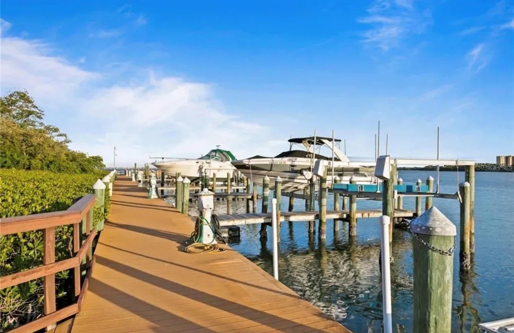 2741 VIA CIPRIANI #916A Clearwater, FL 33764