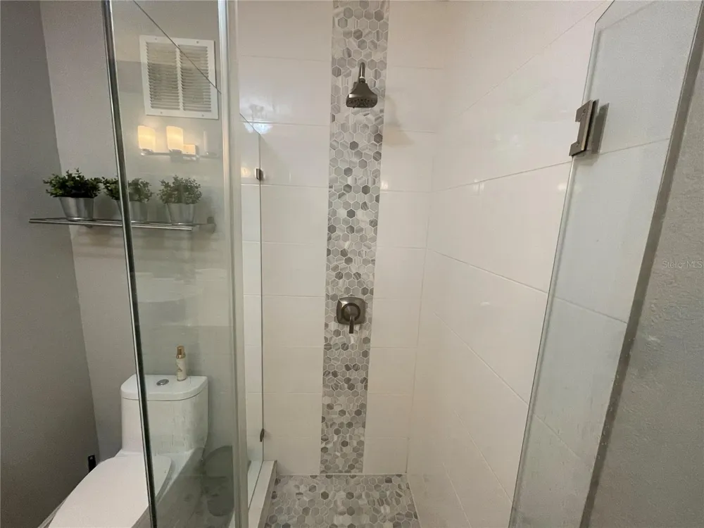 2741 VIA CIPRIANI #916A Clearwater, FL 33764