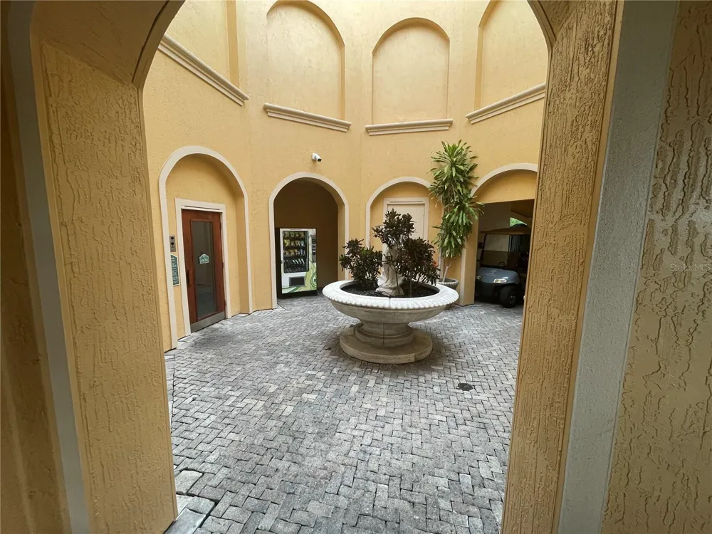 2741 VIA CIPRIANI #916A Clearwater, FL 33764