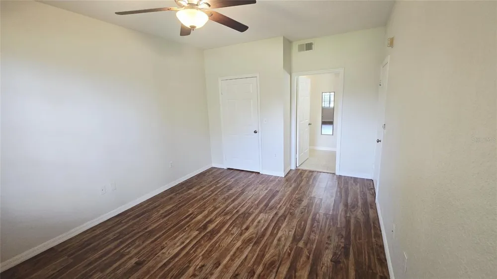 2600 ROBERT TRENT JONES DRIVE #916 Orlando, FL 32835