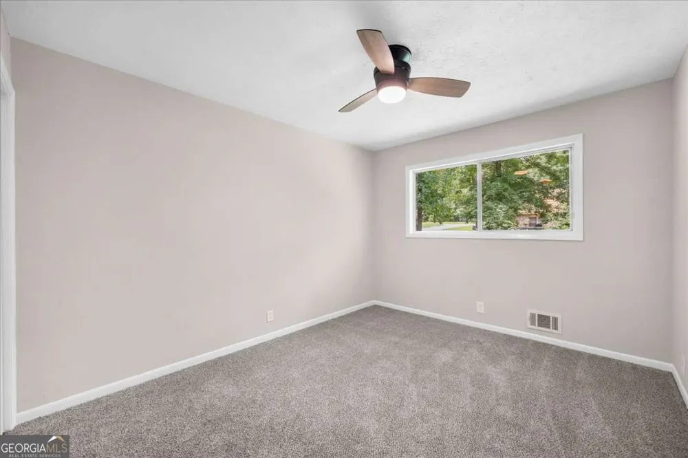 2053 Deerfield RUN Snellville, GA 30078