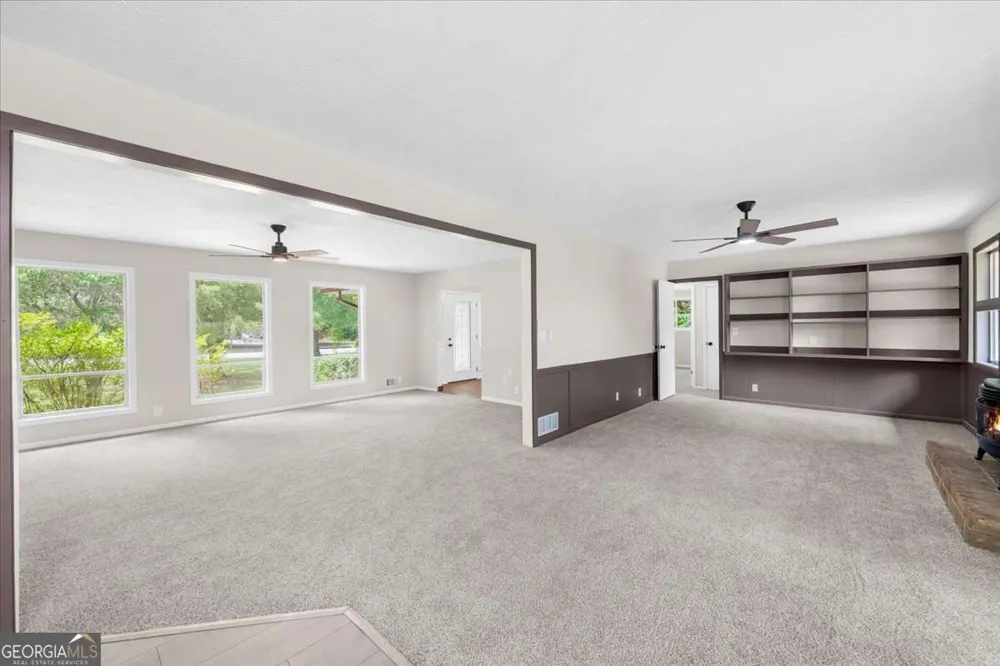 2053 Deerfield RUN Snellville, GA 30078