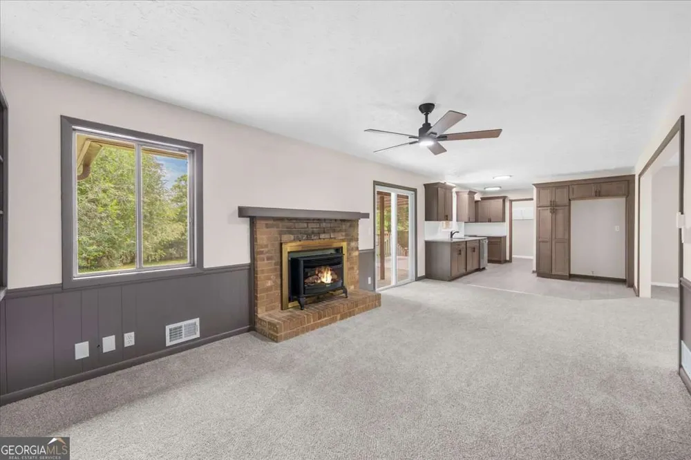 2053 Deerfield RUN Snellville, GA 30078