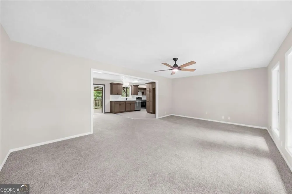 2053 Deerfield RUN Snellville, GA 30078