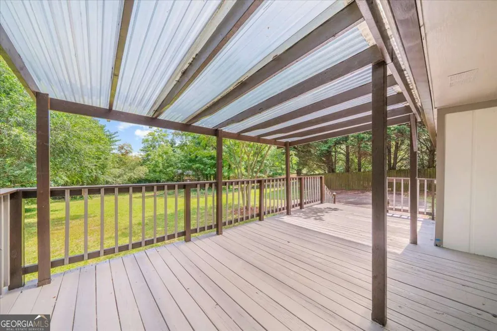 2053 Deerfield RUN Snellville, GA 30078