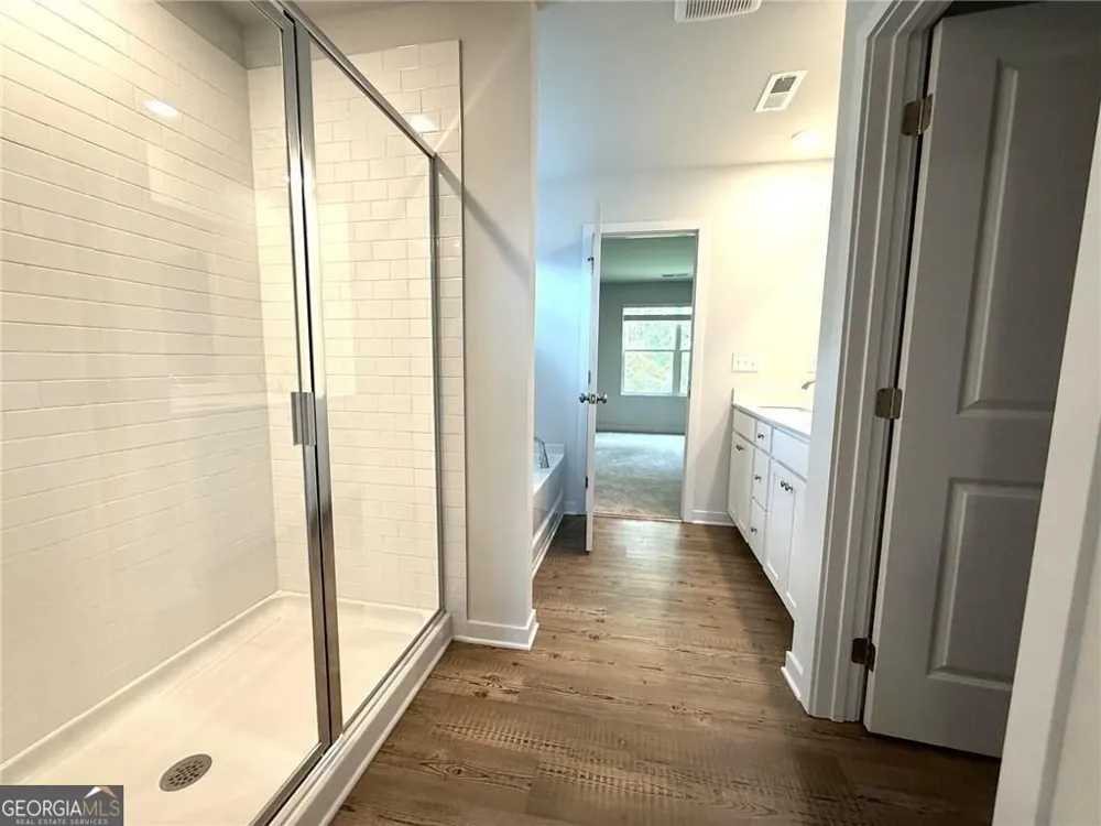 25 Whispering Oak WAY Dallas, GA 30157