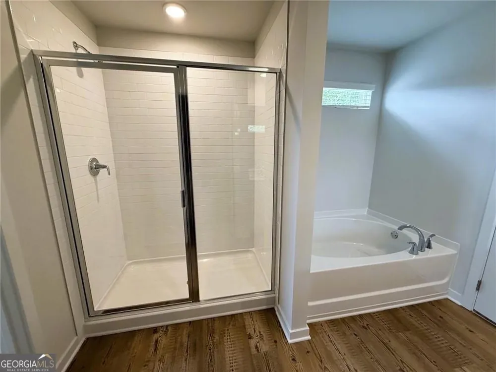 25 Whispering Oak WAY Dallas, GA 30157