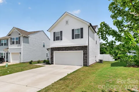 1101 Freeman View Drive