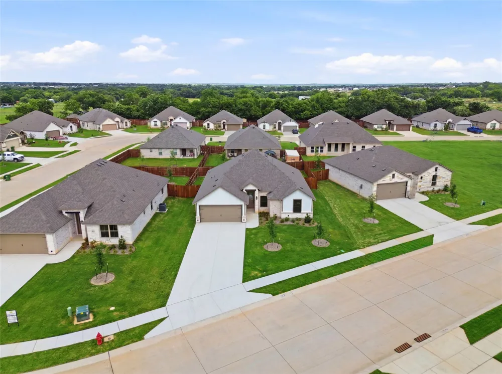 728 Raylan Street Springtown, TX 76082